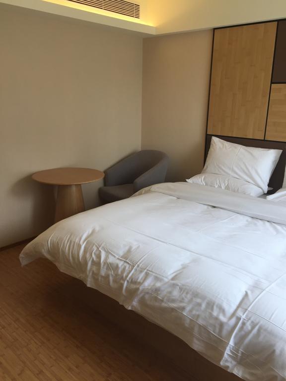 Ji Hotel Jinan Quancheng Square Chambre photo